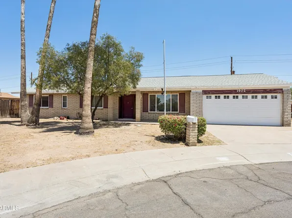 1902 W KERRY Lane, Phoenix, AZ 85027