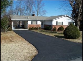 128 Washburn Cir, Oak Ridge, TN 37830