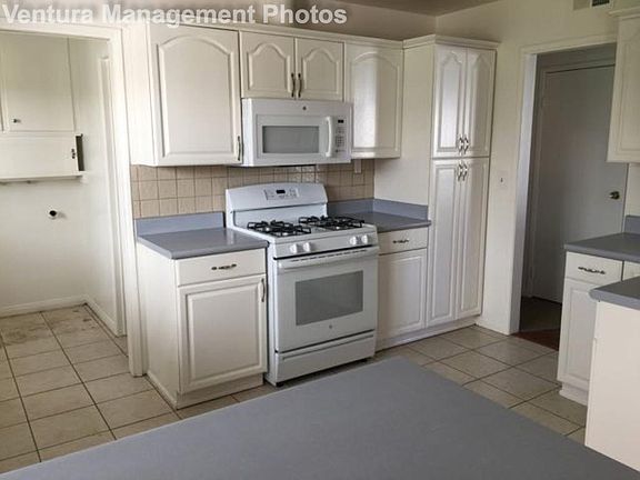 3rd image of 208 Cay Dr