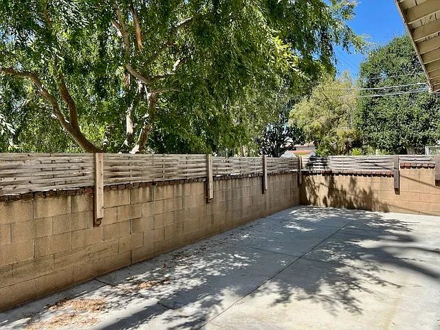 115 E Highland Ave — Photo 3