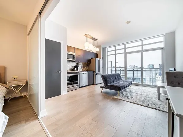 38 Joe Shuster Way, Toronto, ON