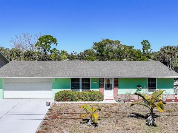 18366 Burkholder Cir, Pt Charlotte, FL 33948