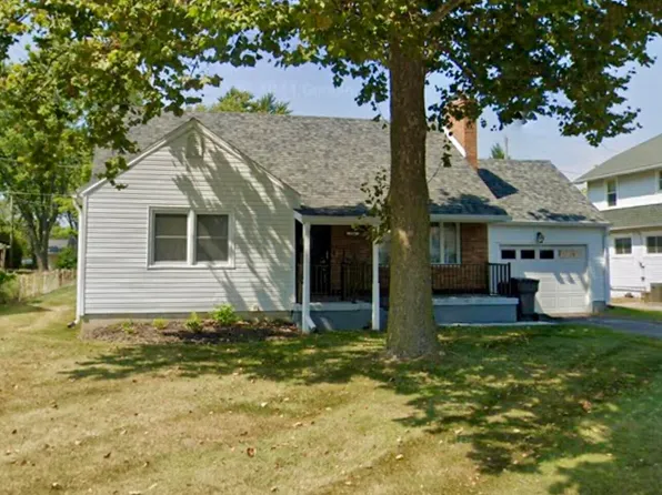 706 S Pears Ave, Lima, OH 45805