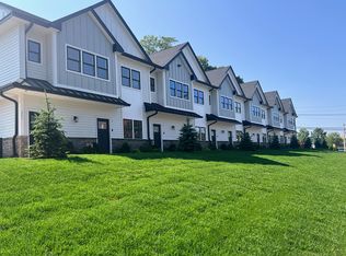 14 Henry St, Lodi, NJ 07644