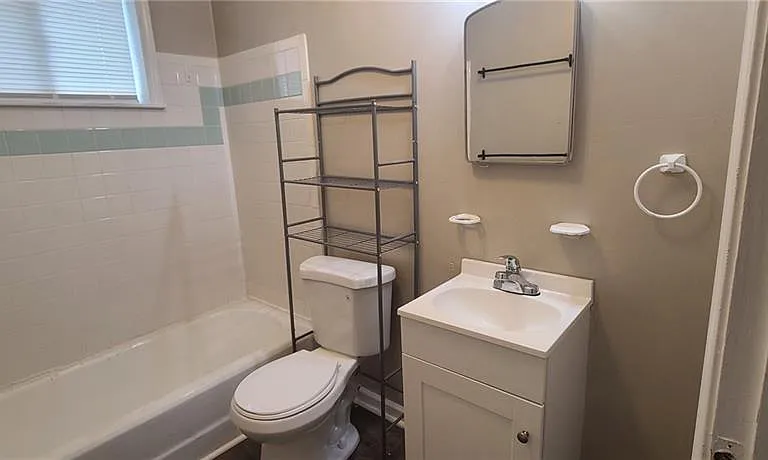 401 Saint Francis St #3 — Photo 16
