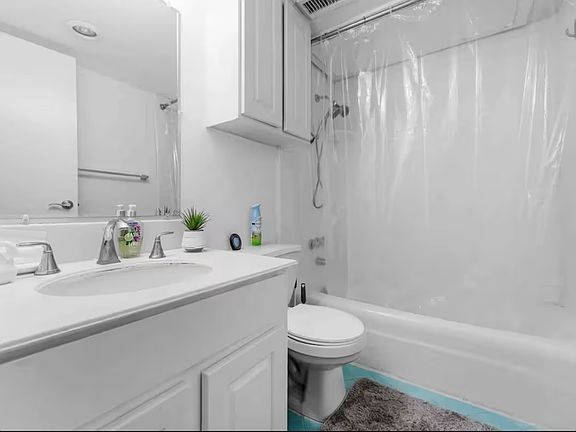 5th image of 5924 Birchbrook Dr APT 211