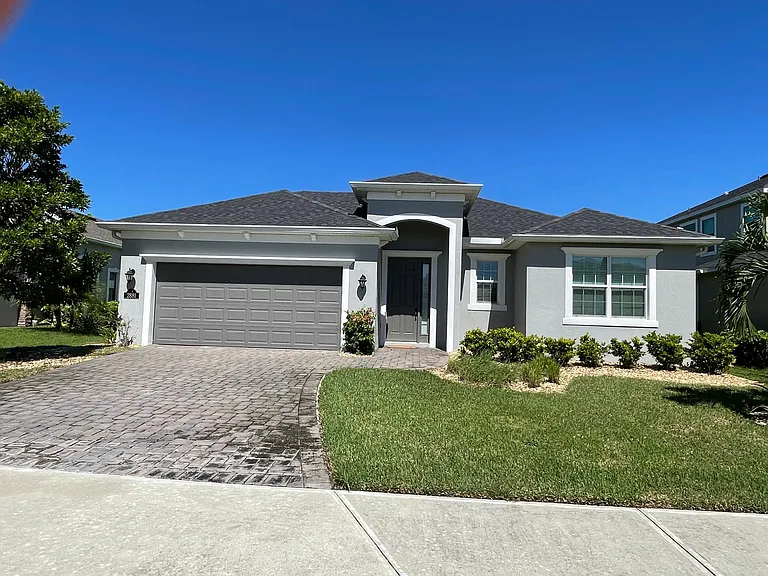 2881 Casterton Dr — Photo 1
