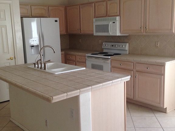 5th image of 9910 E Flower Ave