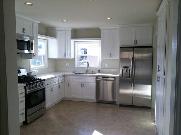 2nd image of 827 W 134th St