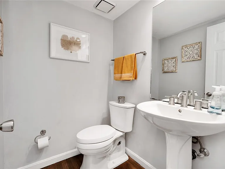 5519 Claybourne St — Photo 22