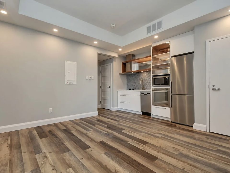 Open-concept suite at 534 Lisgar