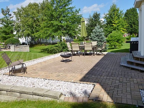 4th image of 16834 Mohican Dr