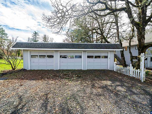 3rd image of 41348 Kingston Lyons Dr SE