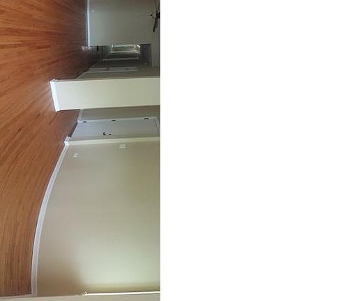 4th image of 8129 S Maryland Ave #2