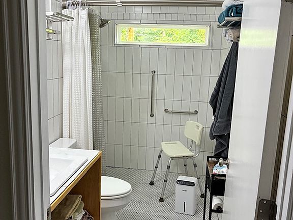 5th image of 605 N Maytubby St