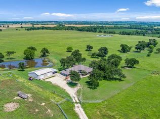 1624 Hcr 2302 Rd, Abbott, TX 76621