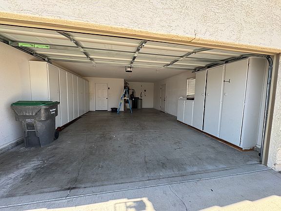 5th image of 2064 E Desert Palms Dr