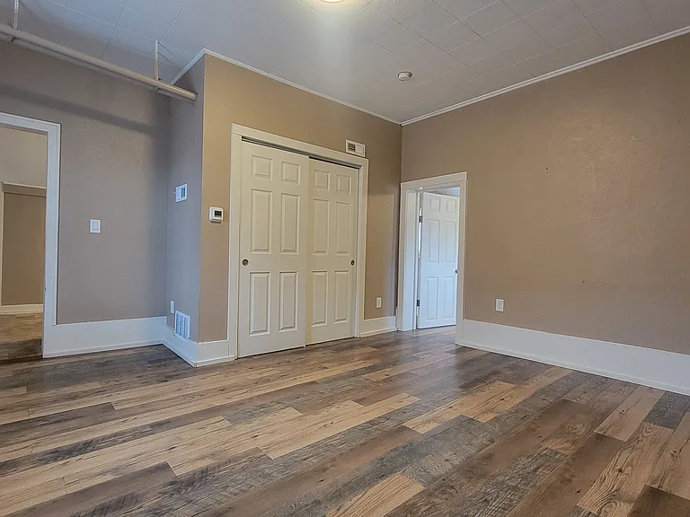 3807 State St — Photo 2