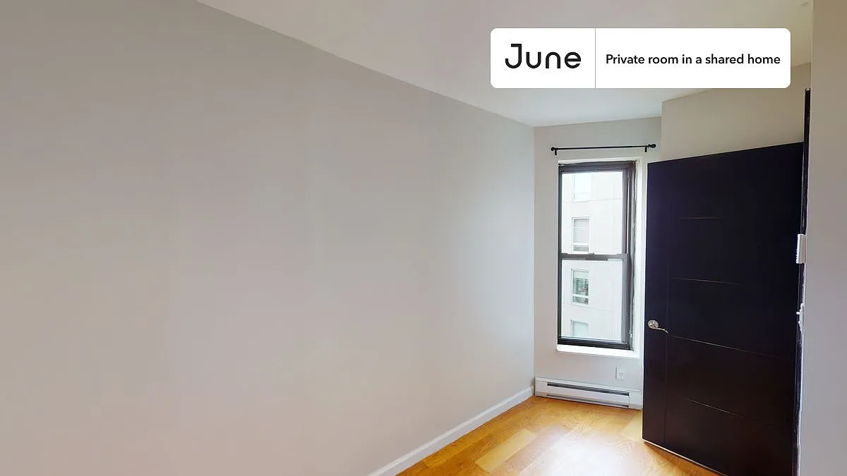 Full bedroom in 3 bed/1 bath home in Upper West Side #1306 B — Photo 3
