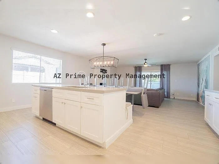 8139 E Osborn Rd — Photo 10