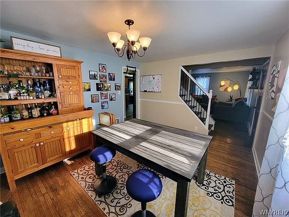 2nd image of 683 Payne Ave