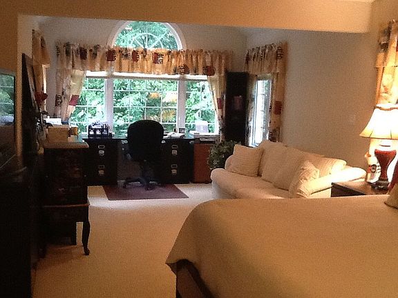 4th image of 22129 Fair Garden Ln
