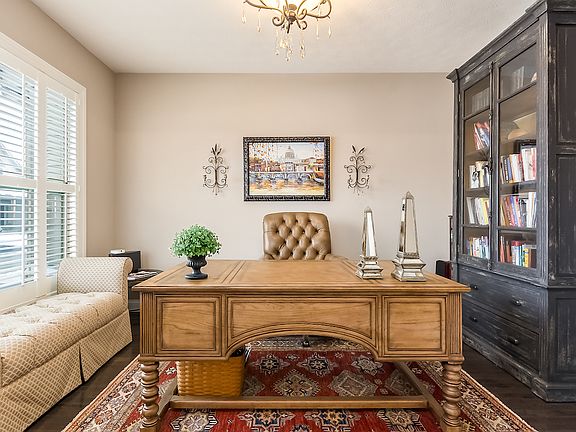 2nd image of 3804 Foresta Grand Dr