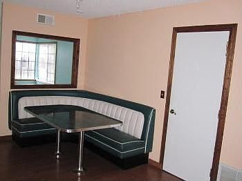 5th image of 1422 Carly Ct