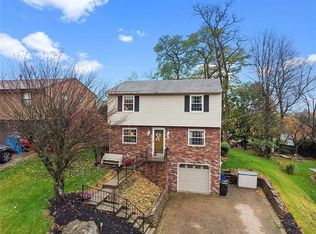 140 Willowood Dr, Pittsburgh, PA