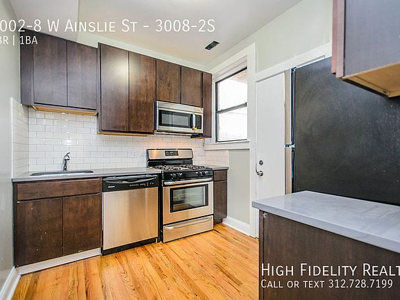 2nd image of 3002-8 W Ainslie St #3008-2S