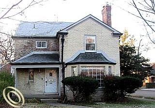 1st image of 16900 Chandler Park Dr