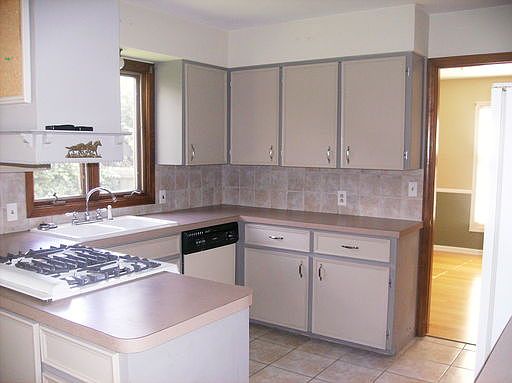 4th image of 36 Centennial Ave NW