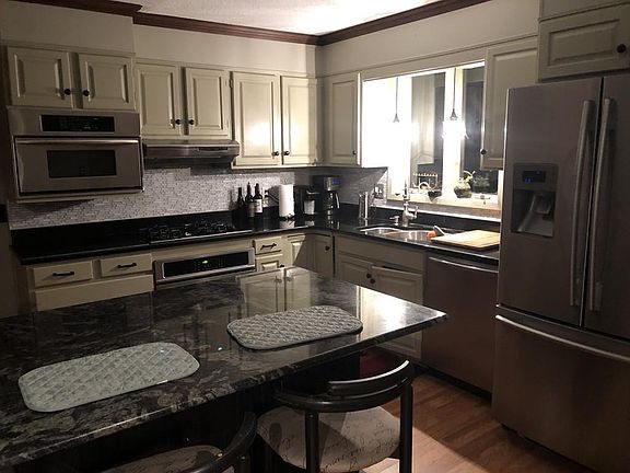 2nd image of 62 Ohio Ave