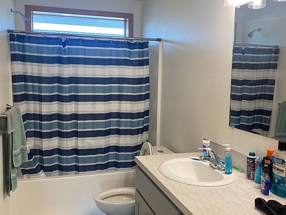 4th image of 777 Saint Charles St #1