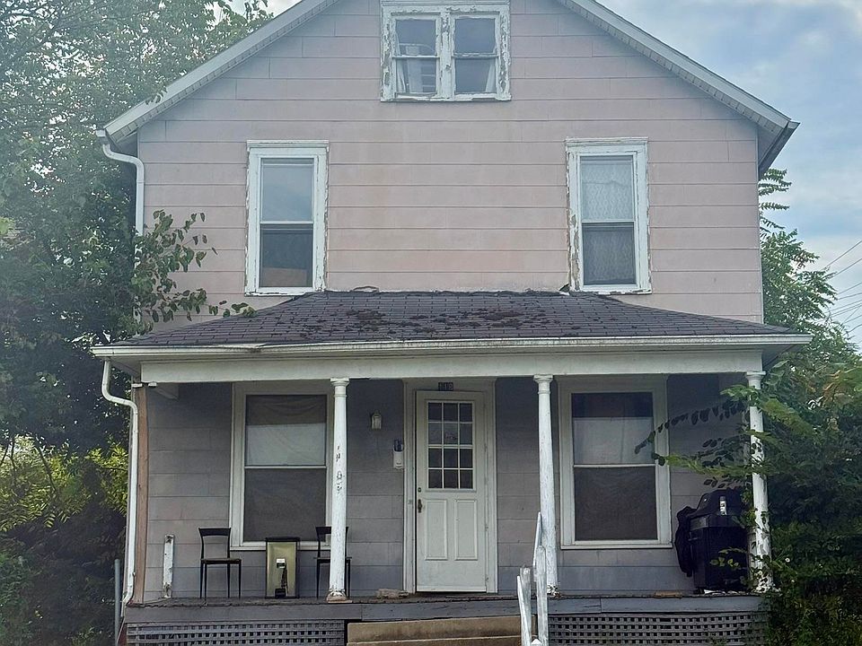 1st image of 118 S Race St