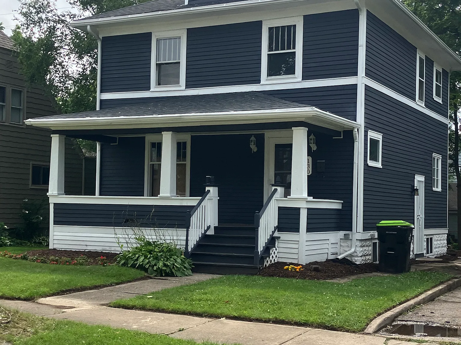 3 bed, 1.5 bath, 1600 sqft, $1,800 — Photo 3