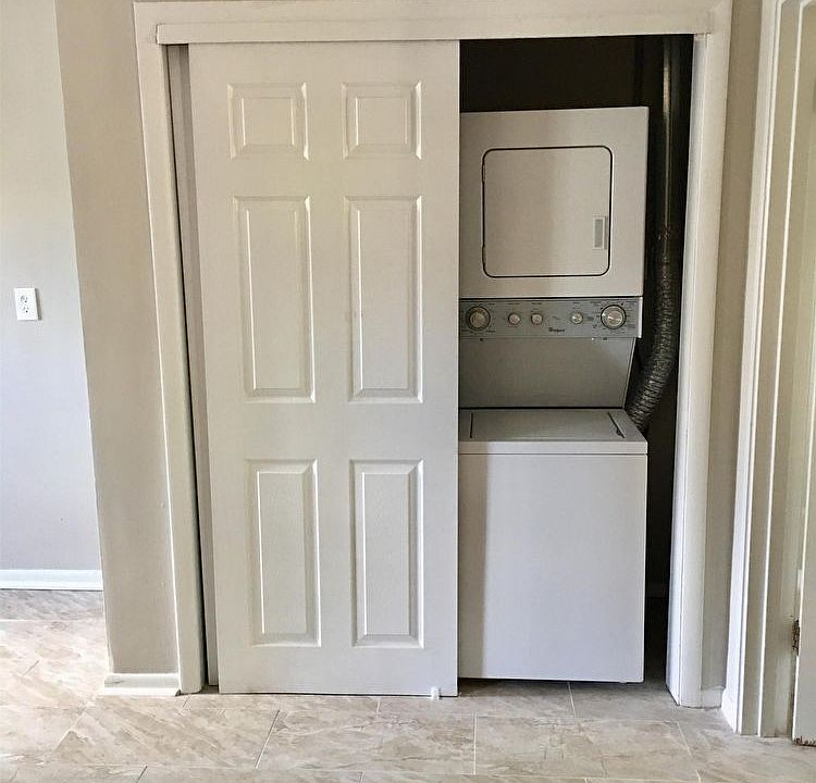 1st image of 767 Greenwood Ave NE APT 03