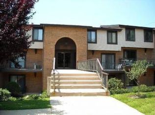 5056 W Brigantine Ct, Wilmington, DE 19808