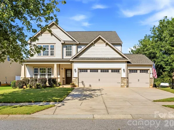 142 Fesperman Cir, Troutman, NC 28166