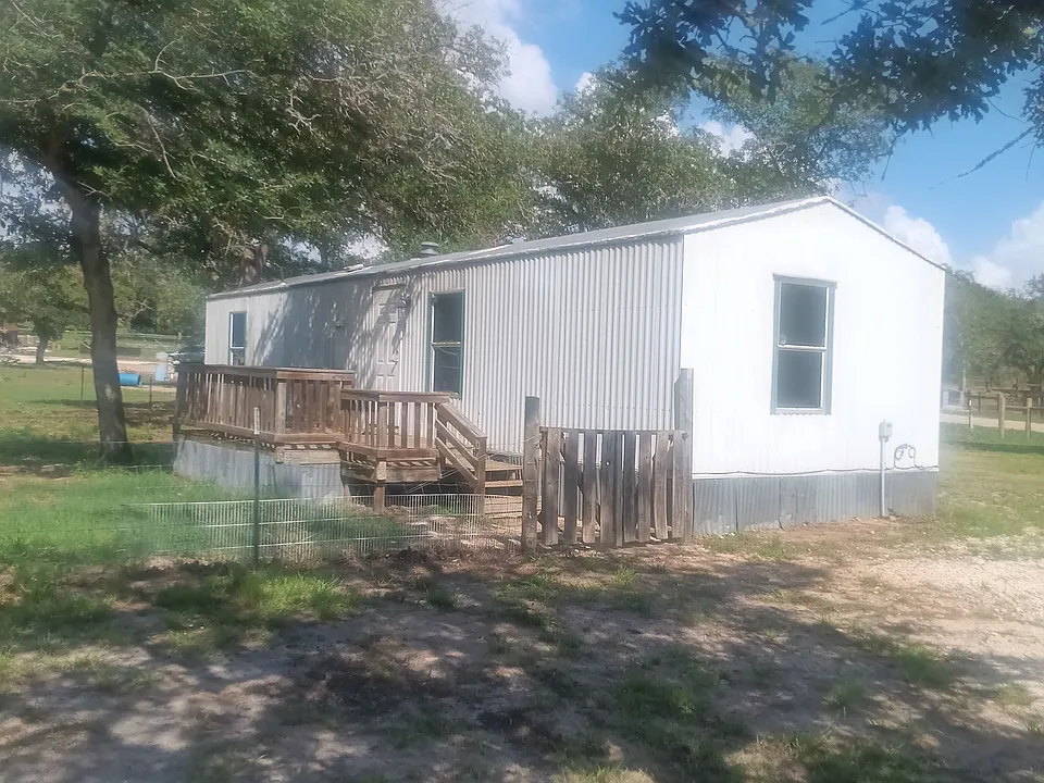 5251 Hickory Forrest Dr