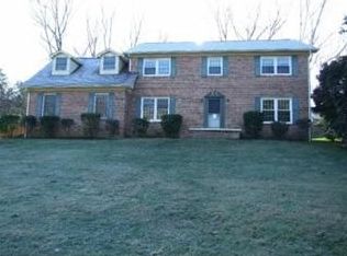 103 Amanda Dr, Oak Ridge, TN 37830