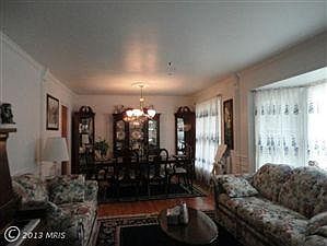 3rd image of 2507 Dover Ct