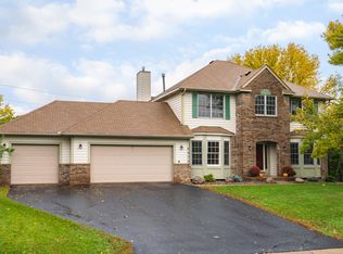 8575 Sycamore Ln N, Maple Grove, MN 55369