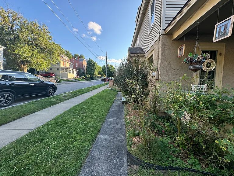 126 Wilson St — Photo 4