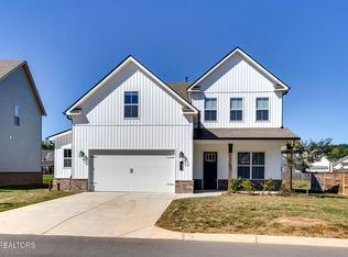 924 Belle Pond Ave, Knoxville, TN 37932