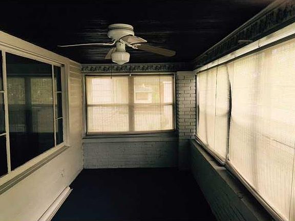 3rd image of 1024 N Dequincy St