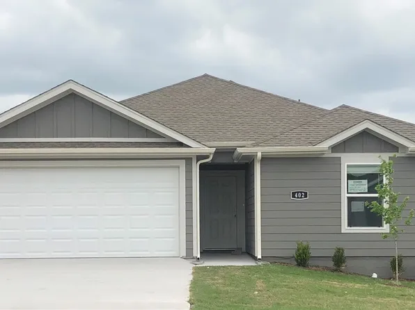 402 NW Granny Smith St, Gentry, AR 72734