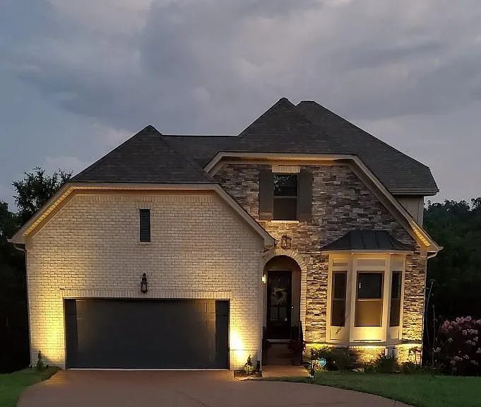 837 Woodland Way — Photo 32
