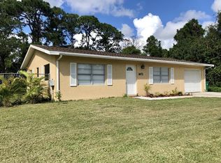 1672 SE Floresta Dr, Port Saint Lucie, FL 34983