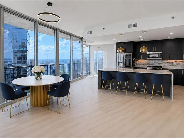 1080 Peachtree St NE #3403 — Photo 12